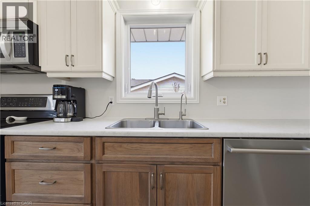3-bedroom home for sale at 24 EDWARD Avenue, St. George ON · photo 18 of 43