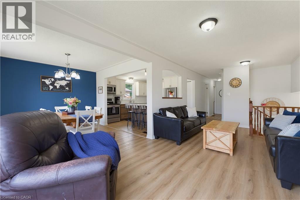 24 EDWARD Avenue - 12