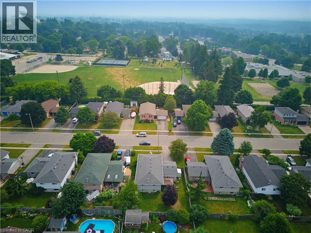 24 EDWARD Avenue - 4