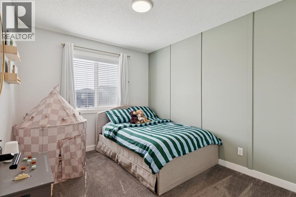 124 Wolf Willow Boulevard SE - 20