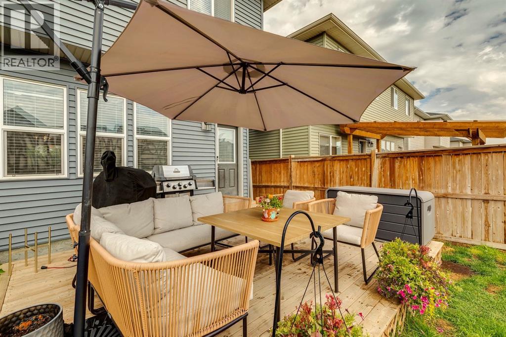 124 Wolf Willow Boulevard SE - 33