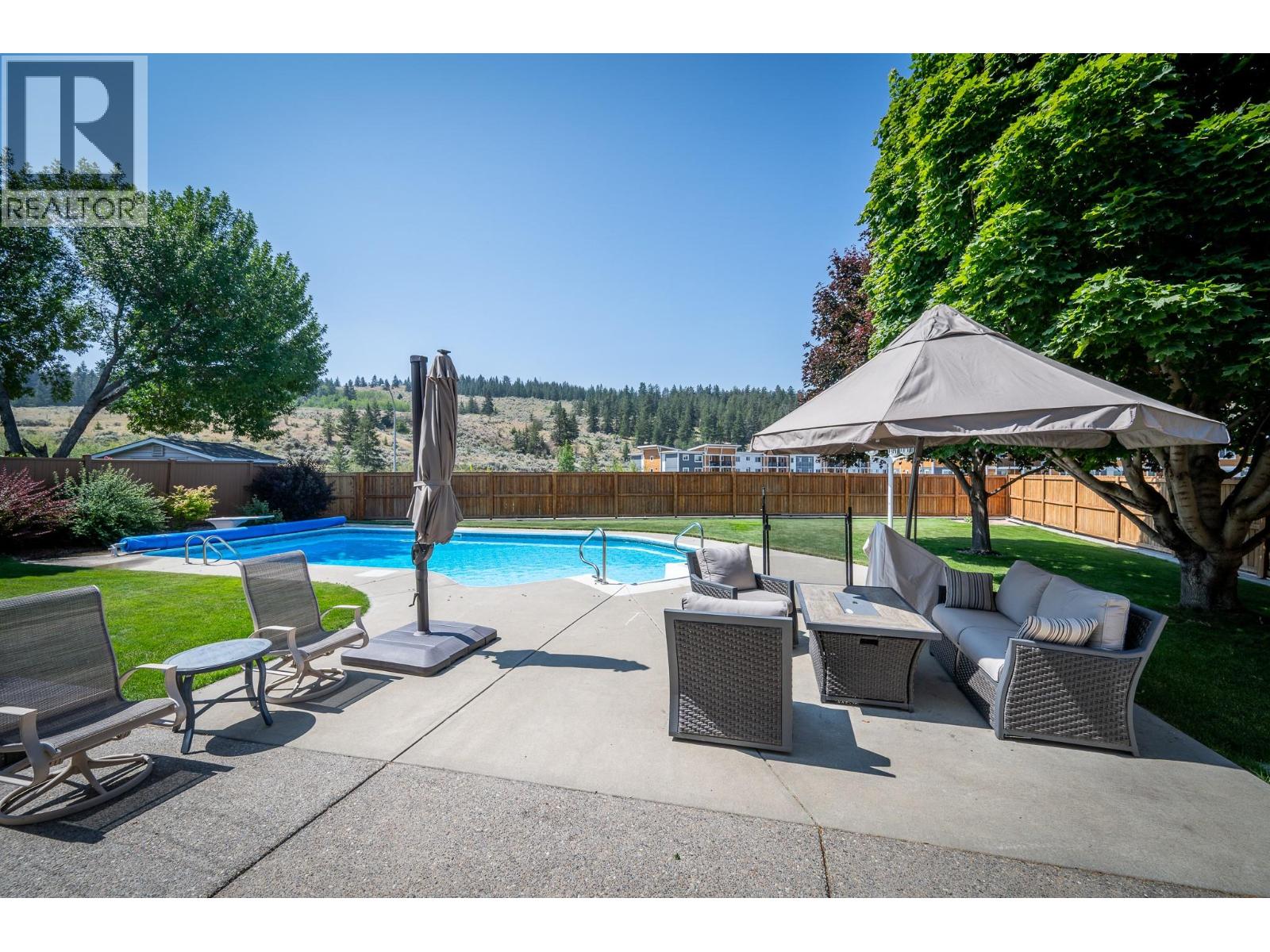 975 Regent Crescent - 38