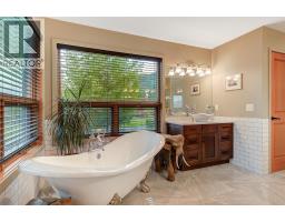 4495 Maxwell Road, Peachland, BC V0H1X3 Photo 30