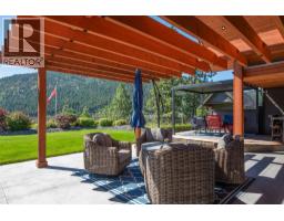 Games room - 4495 Maxwell Road, Peachland, BC V0H1X3 Photo 10