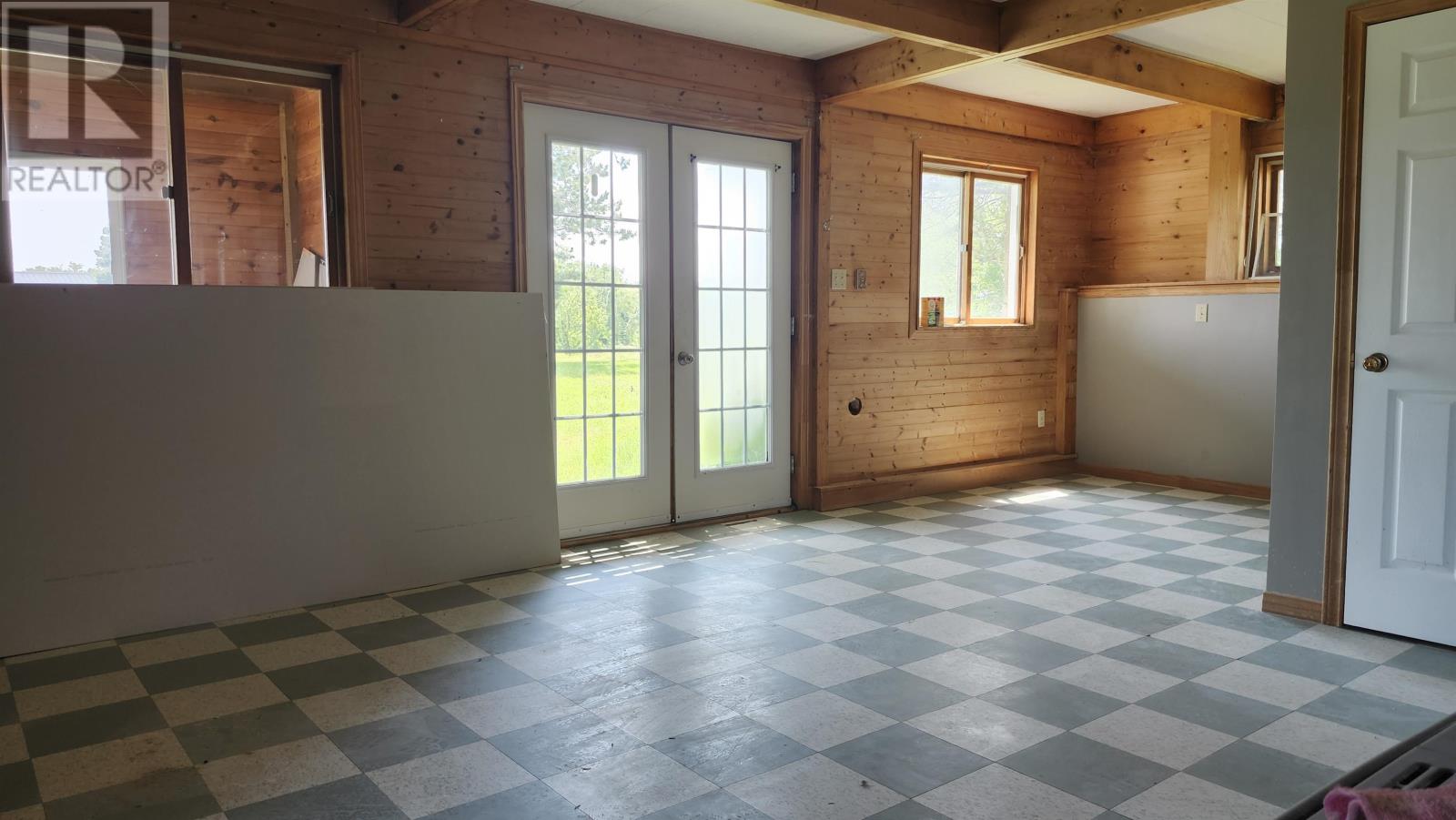 639 St. Andrews Point Road - 24
