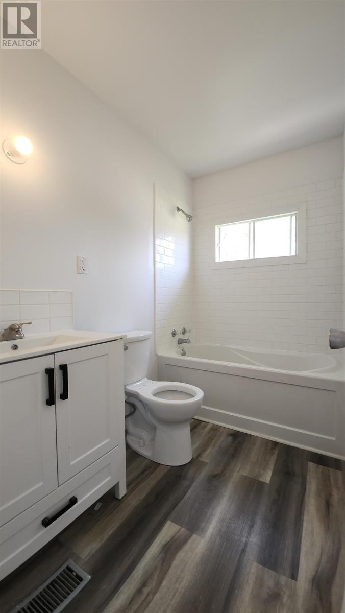 639 St. Andrews Point Road - 21
