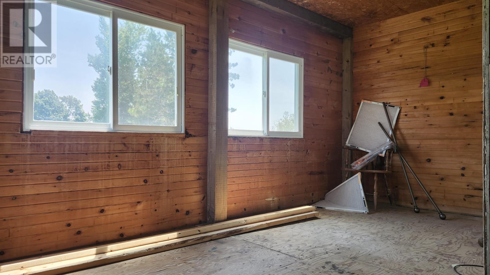639 St. Andrews Point Road - 32