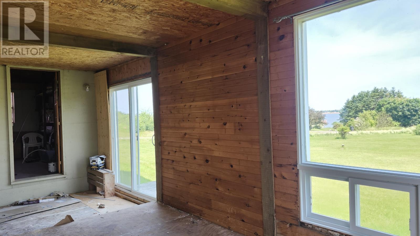 639 St. Andrews Point Road - 34