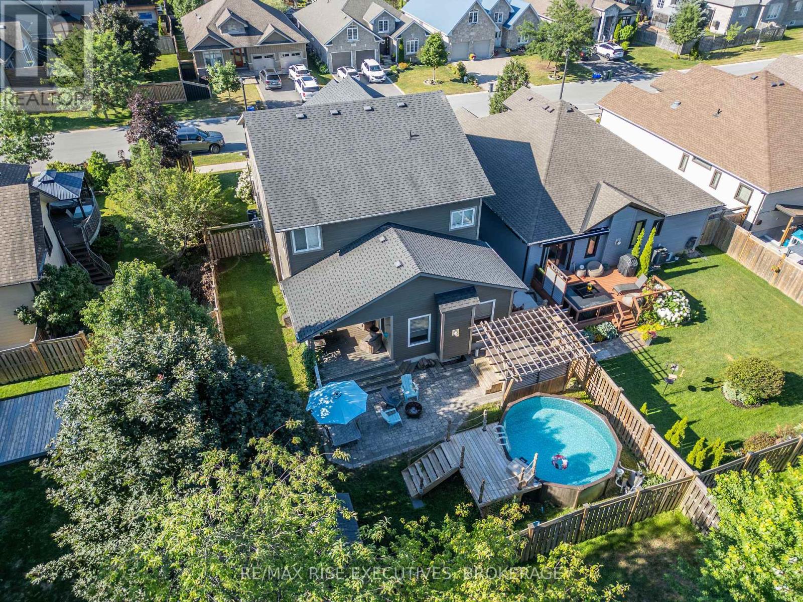700 STONEHENGE STREET - 2