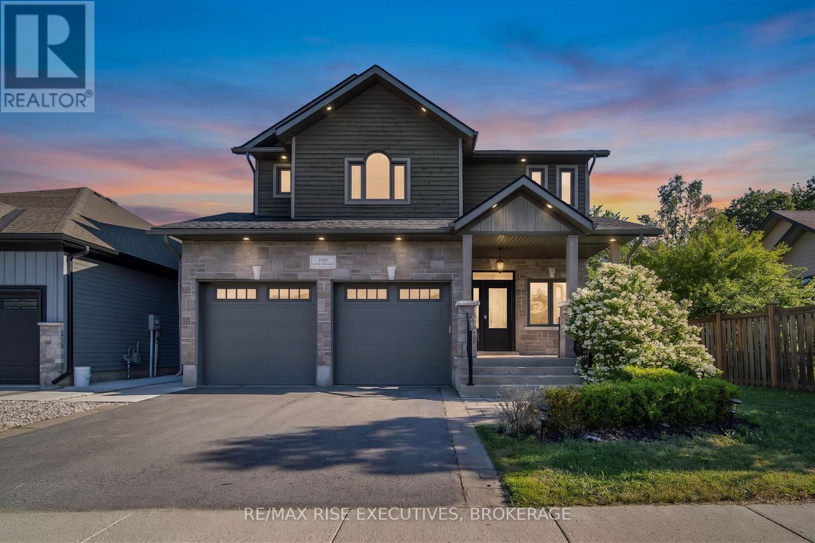 700 STONEHENGE STREET - 1