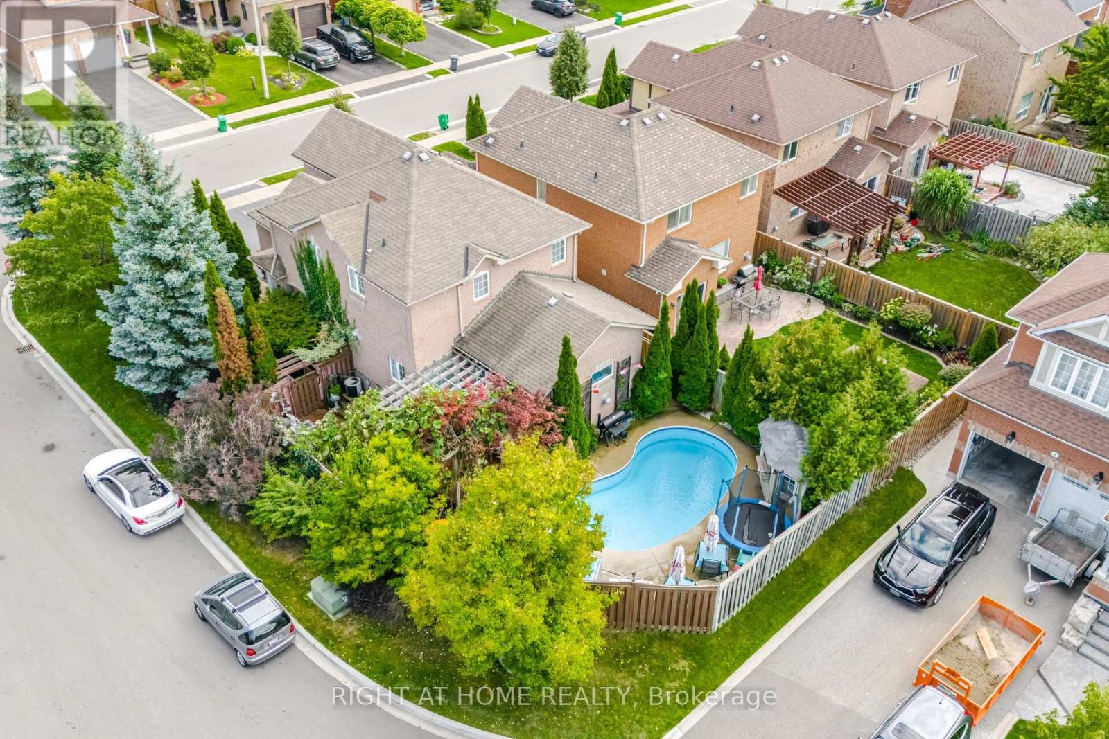 2 MELROSE GARDENS - 49