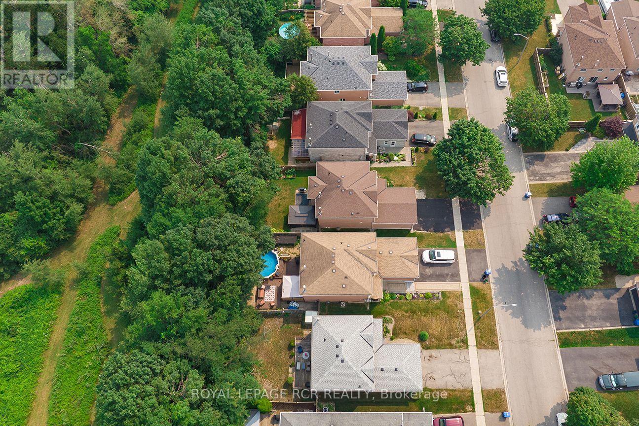 194 LISA MARIE DRIVE - 40