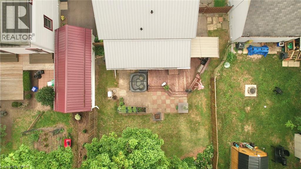 88 BROOK Street - 36