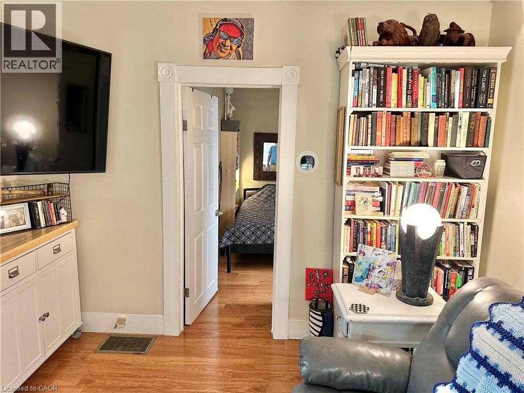 88 BROOK Street - 9