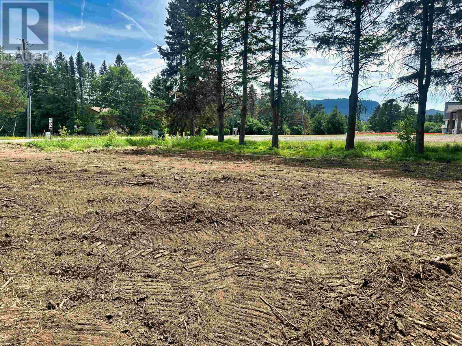 2085 15th Side Road