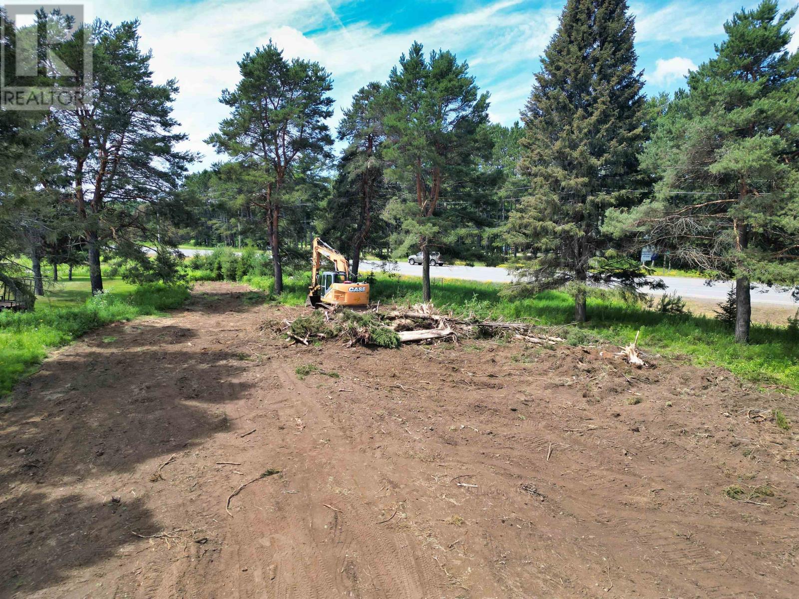 2085 15th Side Road