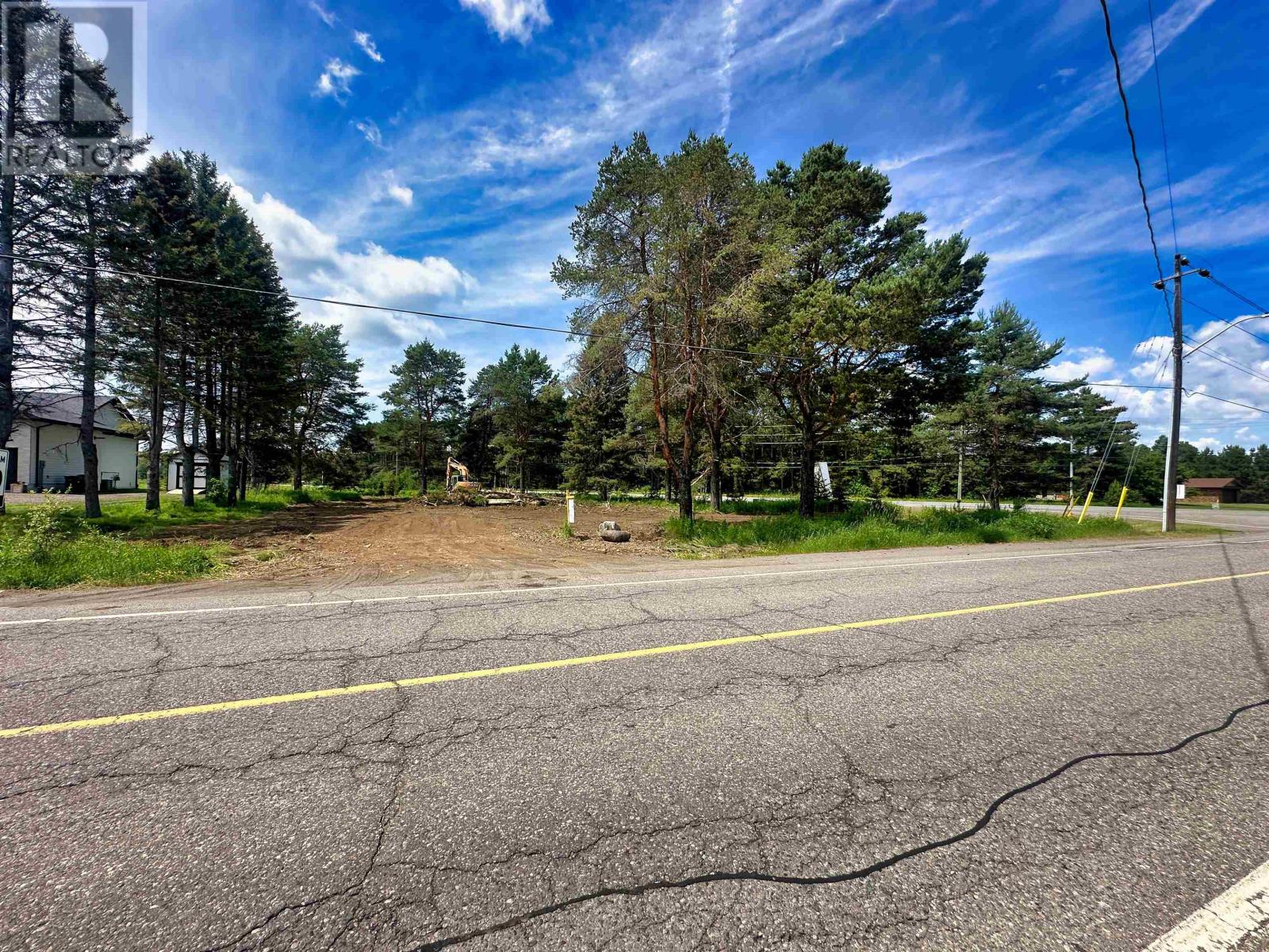 2085 15th Side Road