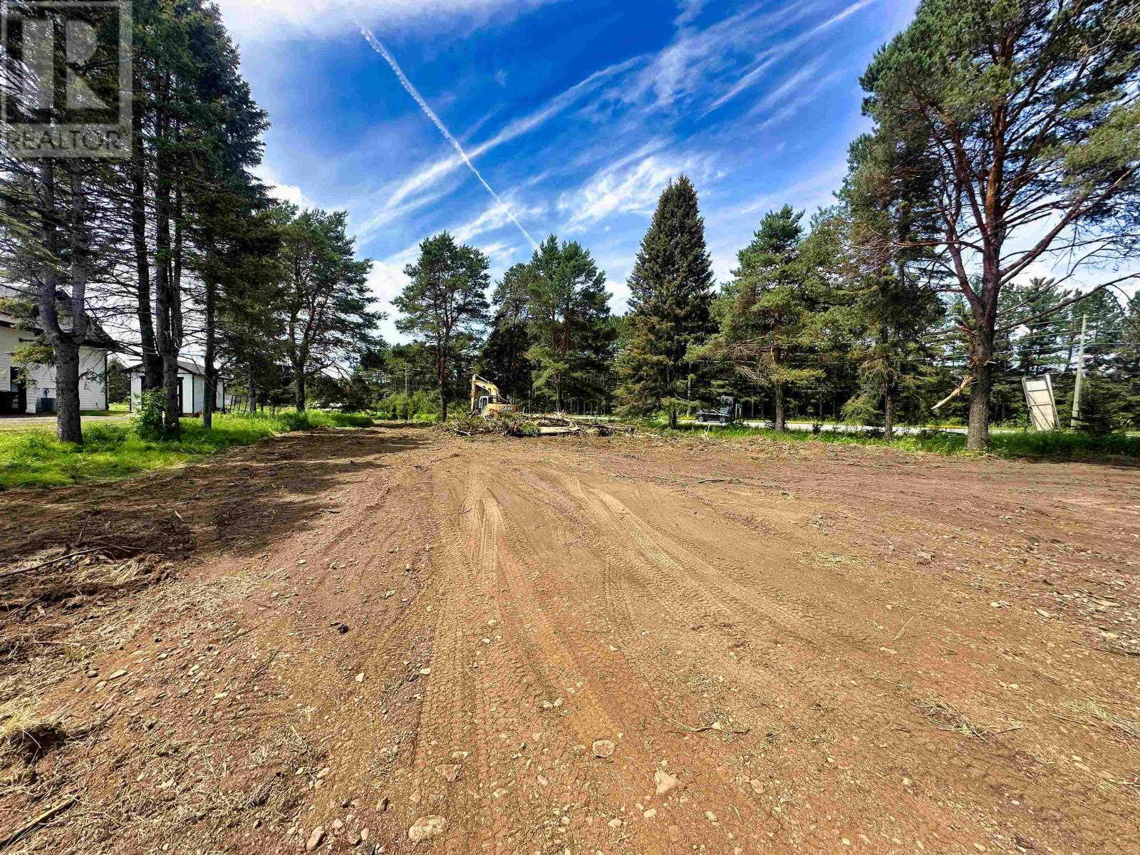 2085 15th Side Road