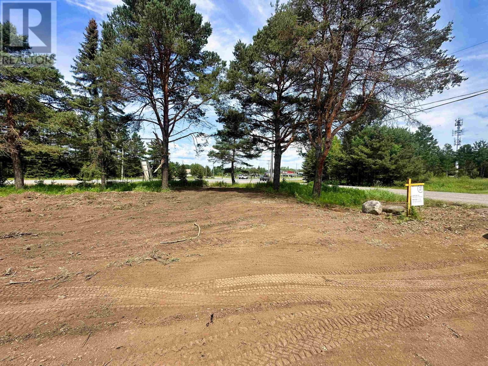 2085 15th Side Road