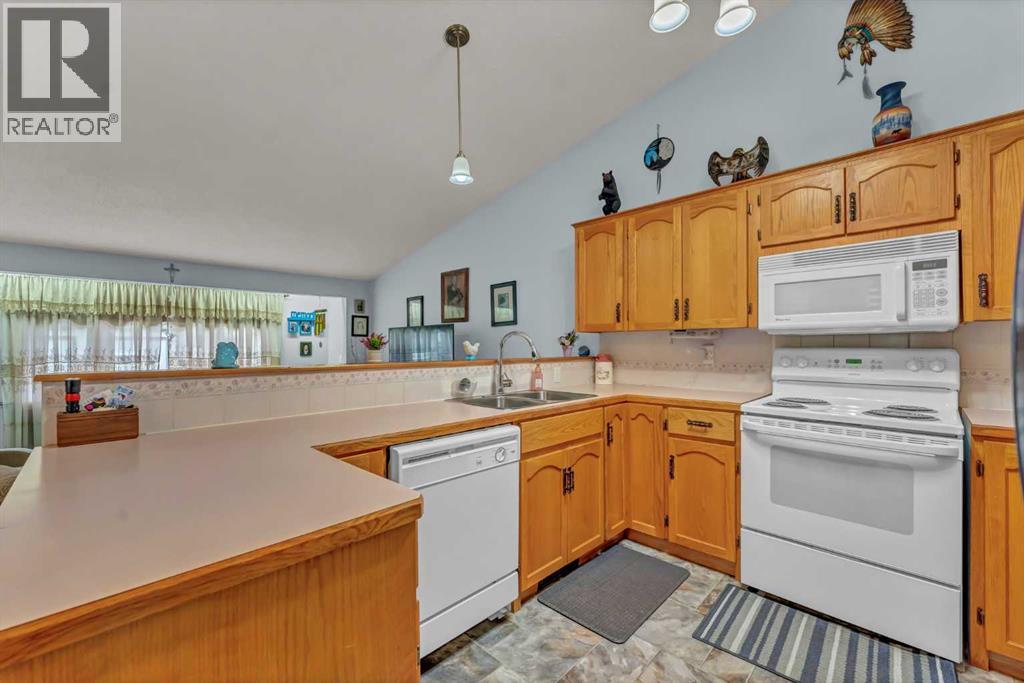 2121 Hull Way NE - 10