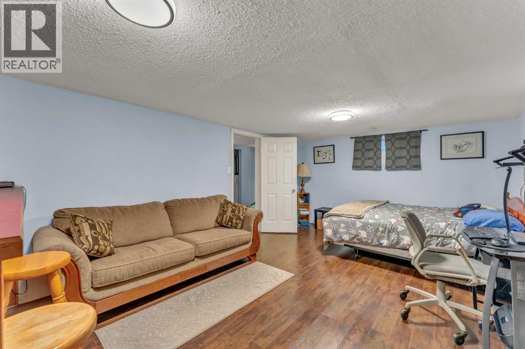 2121 Hull Way NE - 26