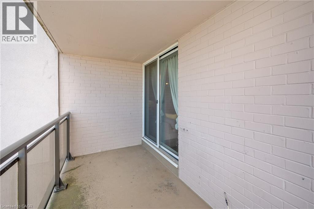 #1501 975 WARWICK Court - 20