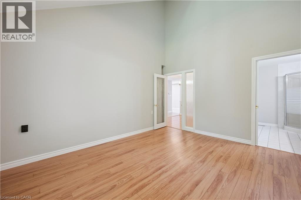 #3E 350 DOON VALLEY Drive - 15