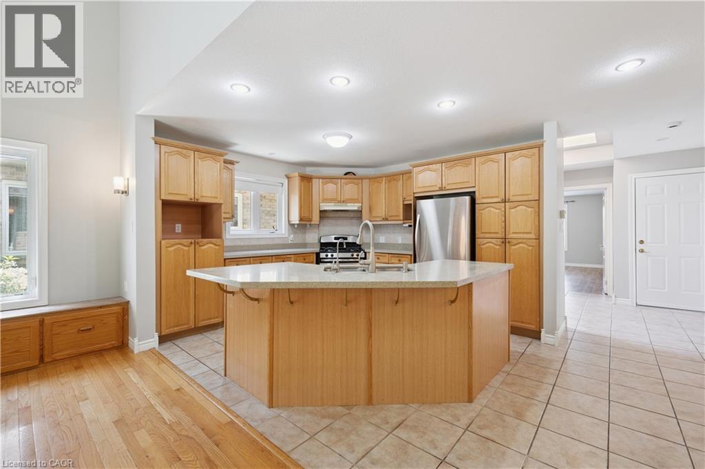 #3E 350 DOON VALLEY Drive - 6