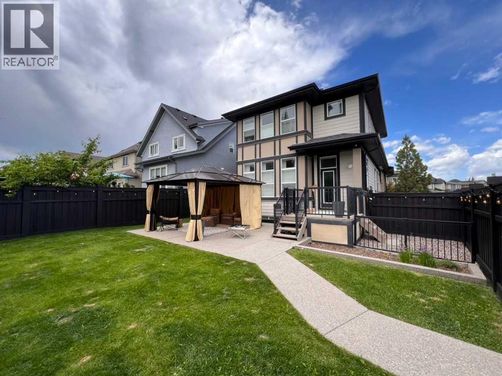 366 Mahogany Boulevard SE - 25