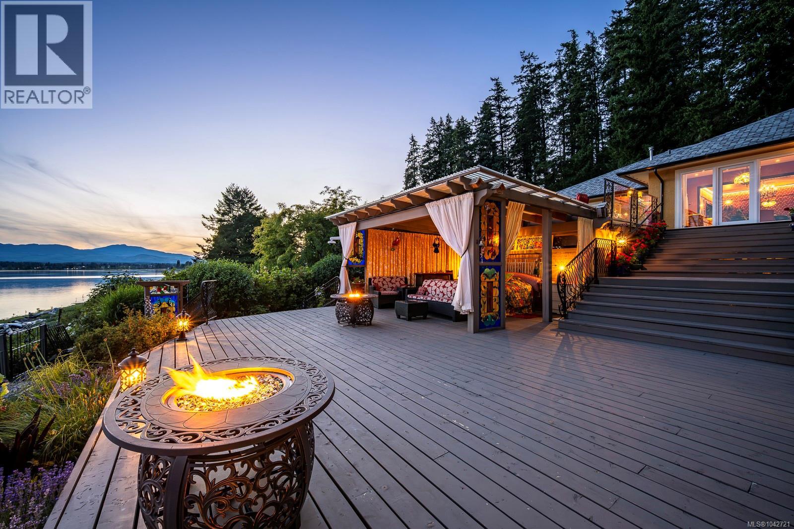2299 Comox Ave - 5