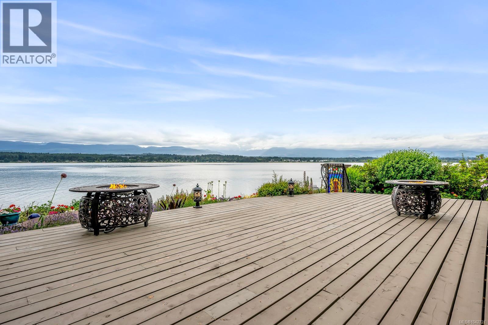 2299 Comox Ave - 89