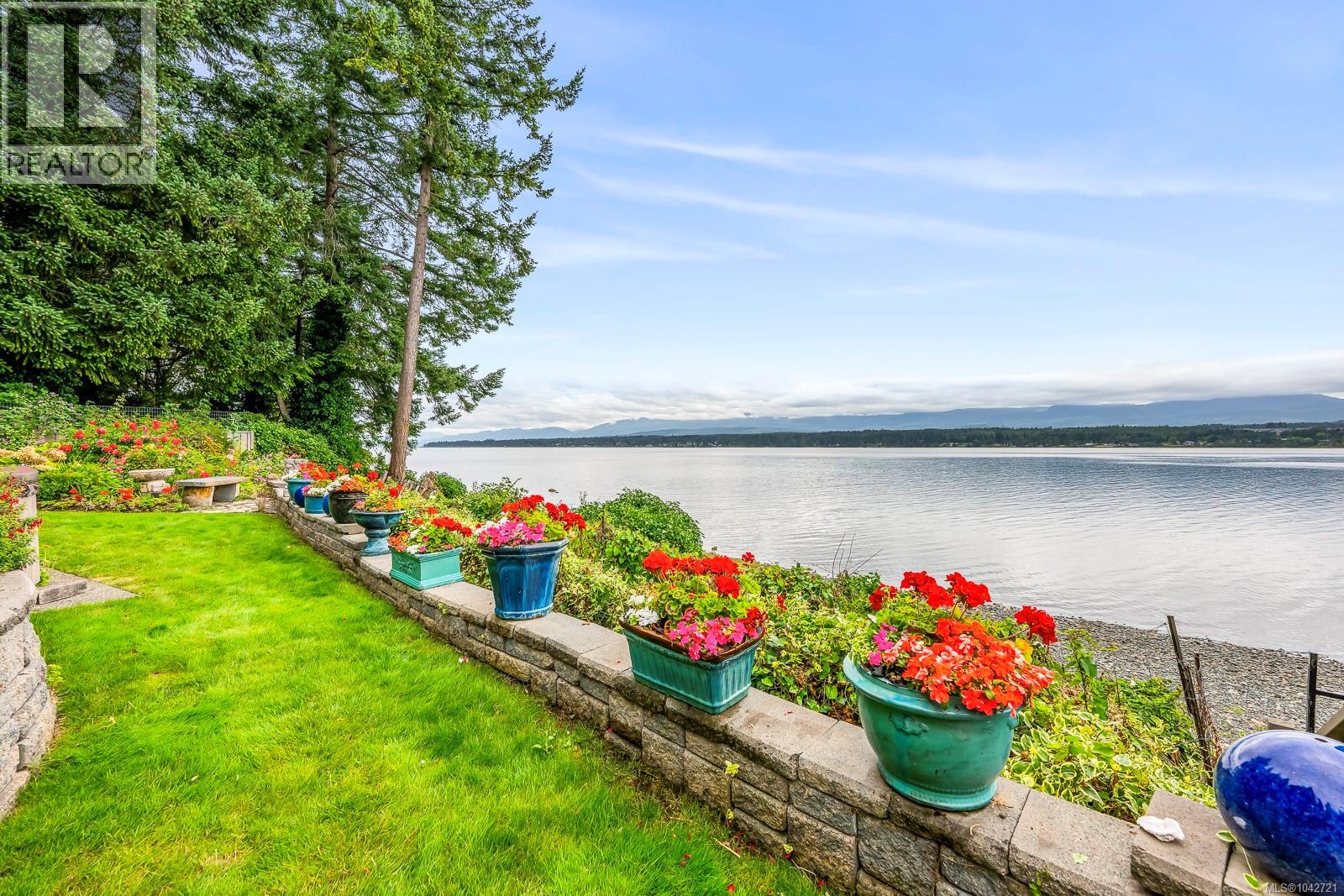 2299 Comox Ave - 92
