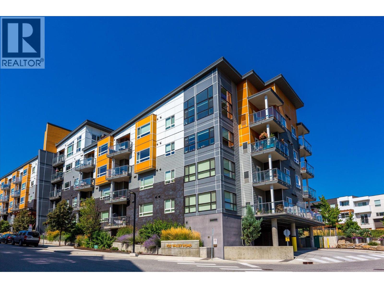 #210 722 Valley Road - 28