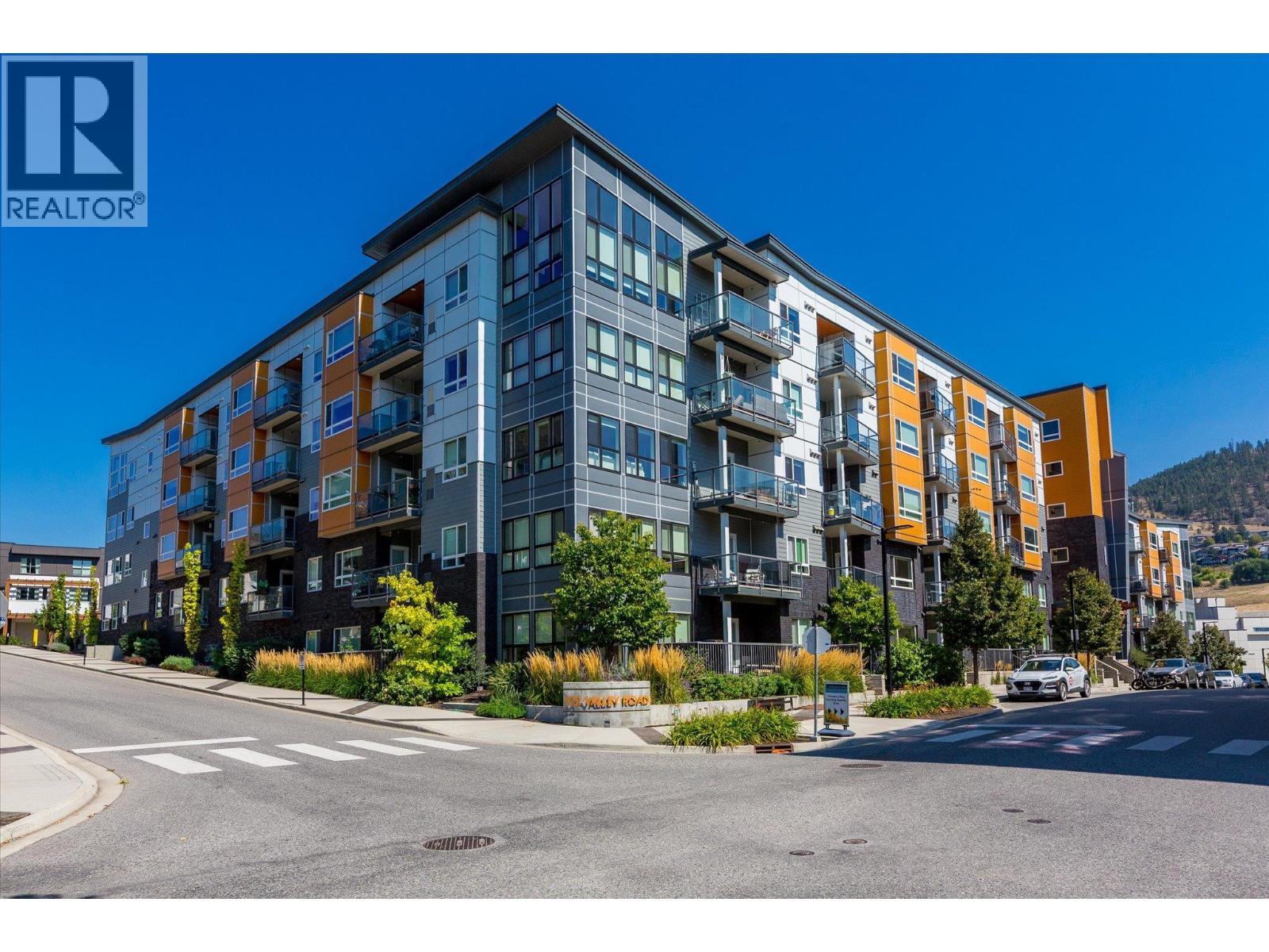 #210 722 Valley Road - 1