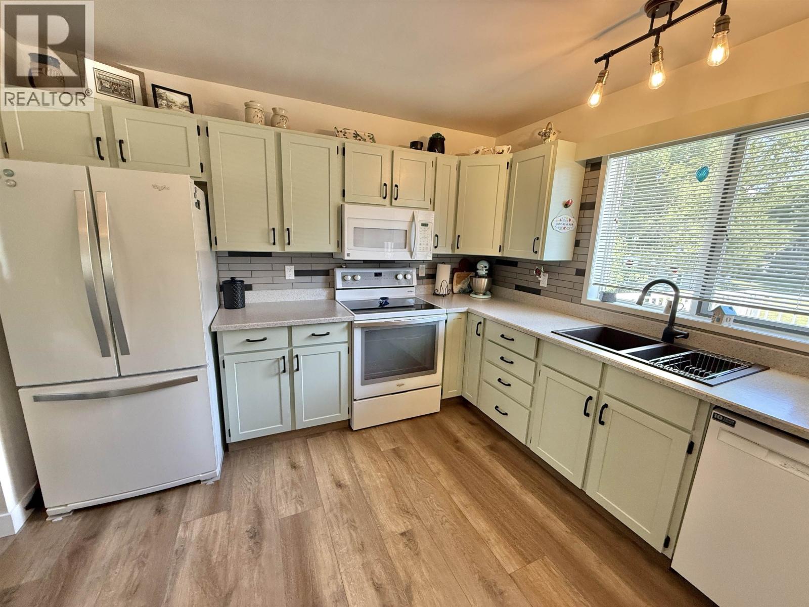 1785 CYPRESS ROAD - 7