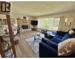 1785 Cypress Road, Quesnel, BC V2J4B1 Photo 12
