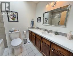 1785 Cypress Road, Quesnel, BC V2J4B1 Photo 17
