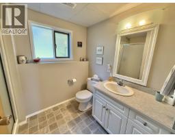 1785 Cypress Road, Quesnel, BC V2J4B1 Photo 27