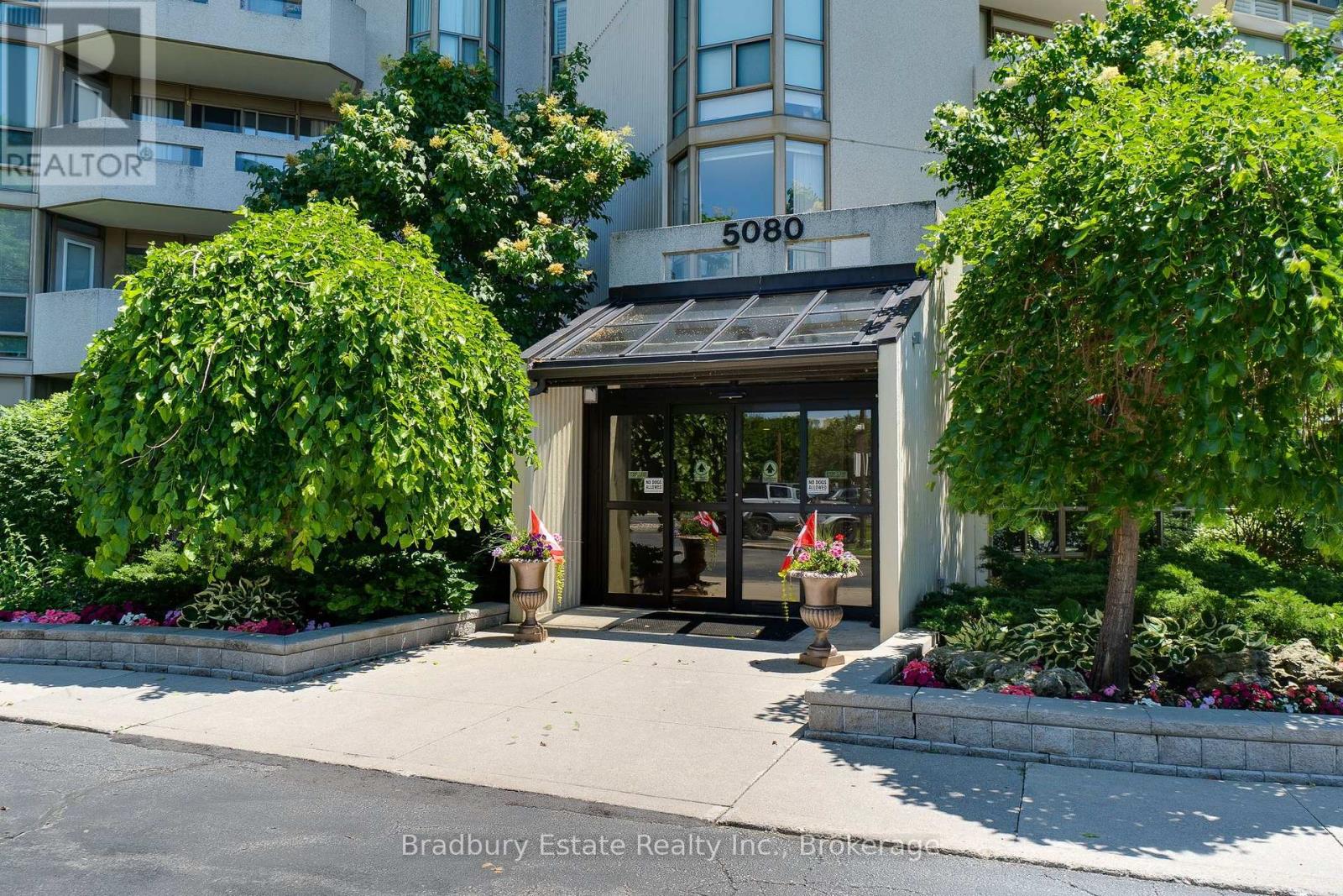 #203 5080 PINEDALE AVENUE N - 1