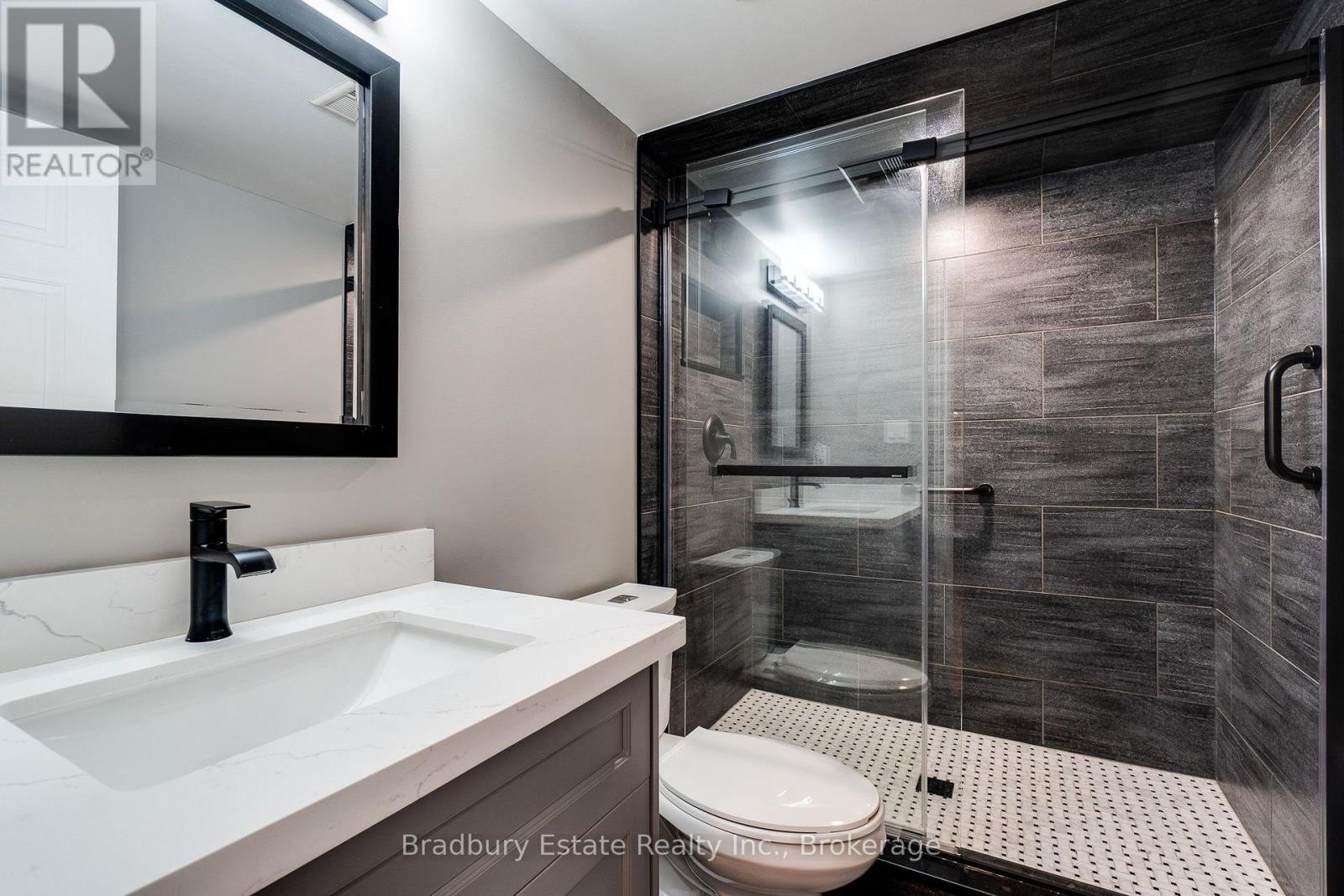 #203 5080 PINEDALE AVENUE N - 11