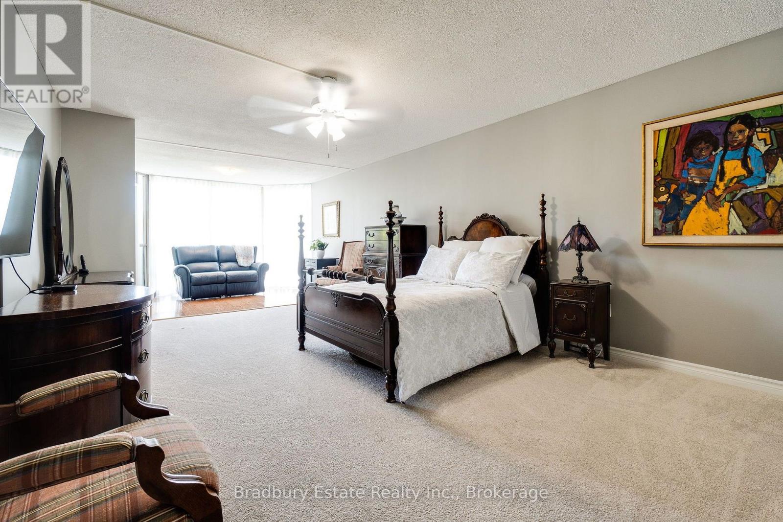 #203 5080 PINEDALE AVENUE N - 13
