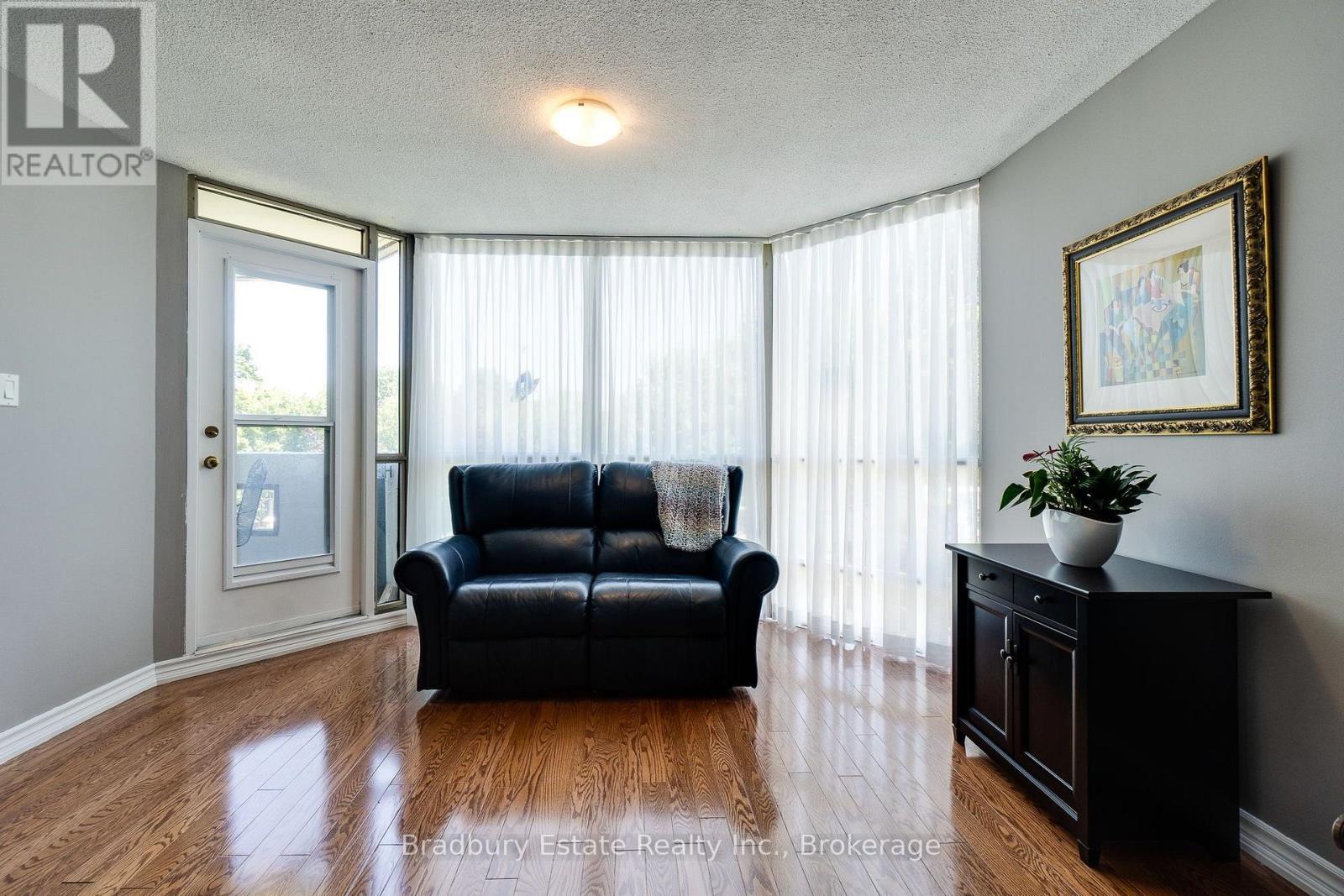 #203 5080 PINEDALE AVENUE N - 15