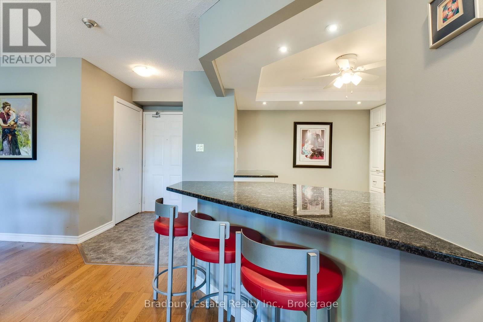 #203 5080 PINEDALE AVENUE N - 3