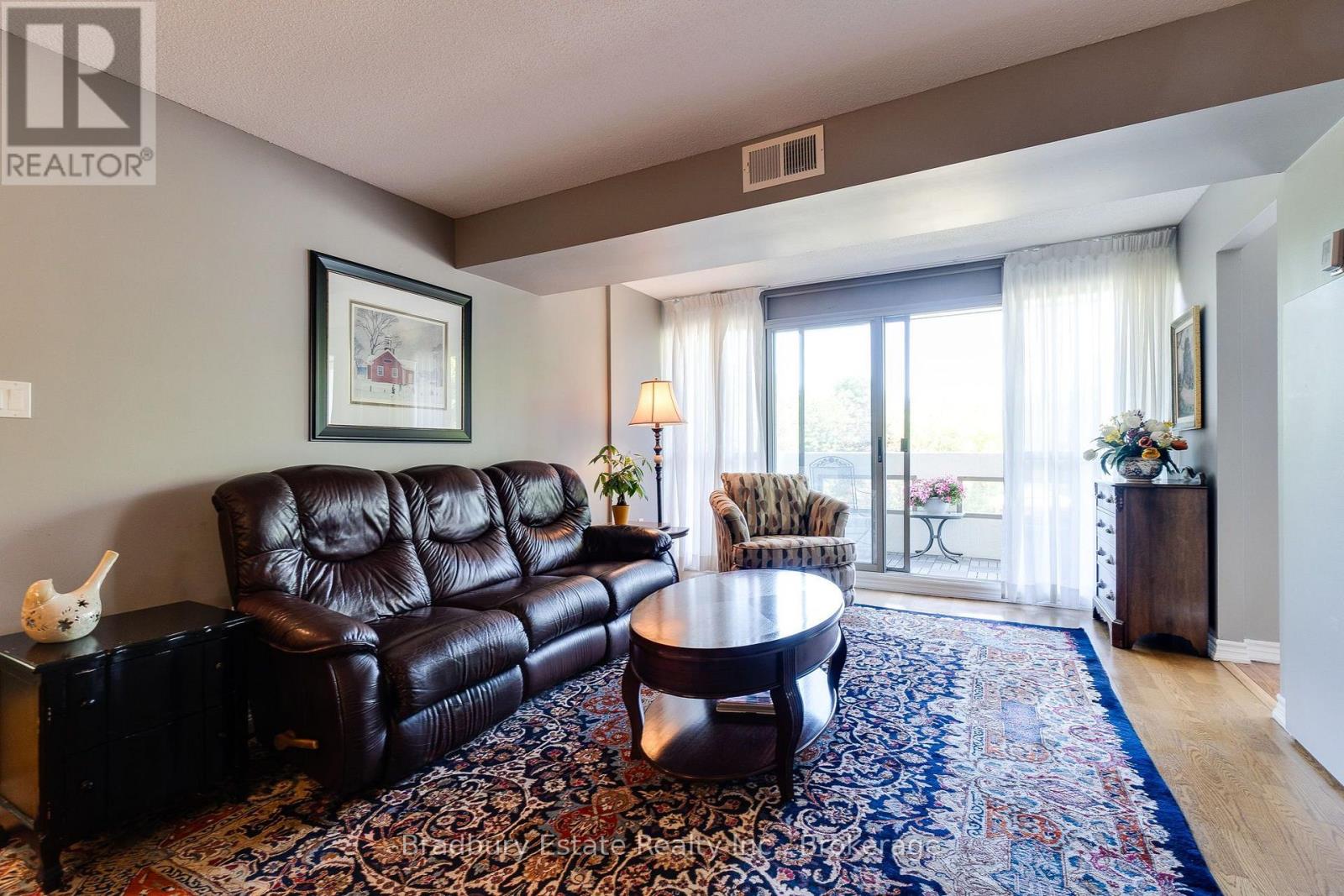 #203 5080 PINEDALE AVENUE N - 9