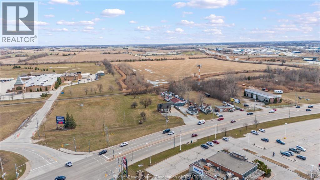4590 WALKER ROAD - 38