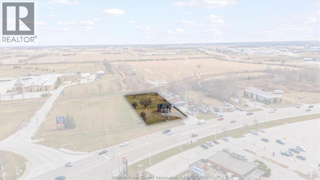 4590 WALKER ROAD - 39