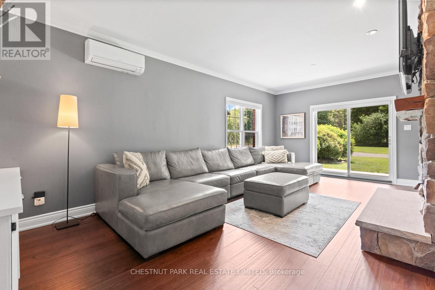 15175 KEELE STREET - 10