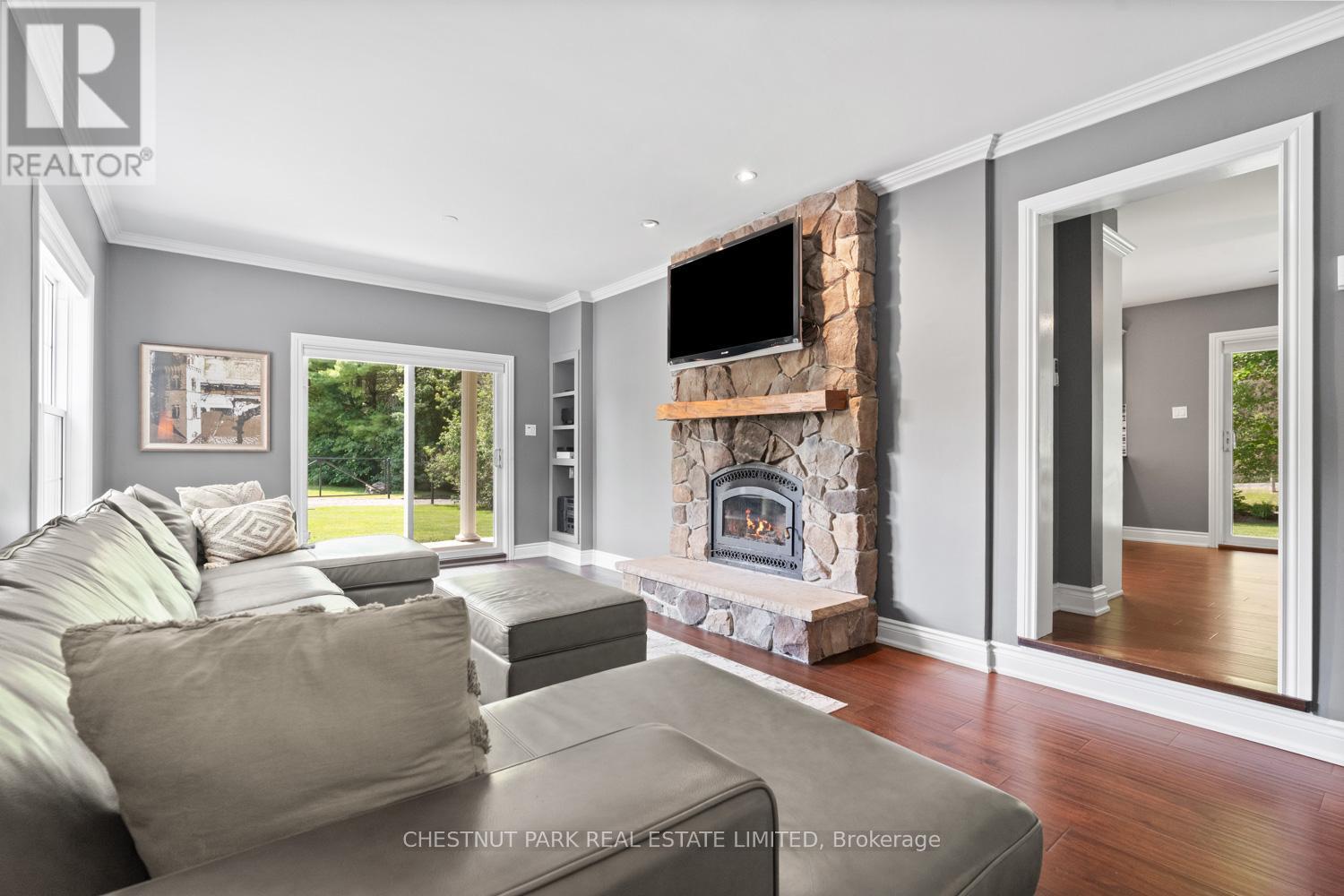 15175 KEELE STREET - 11