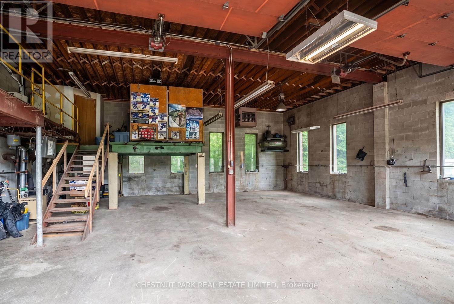 15175 KEELE STREET - 24