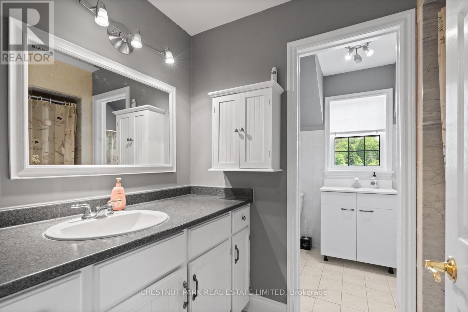 15175 KEELE STREET - 21